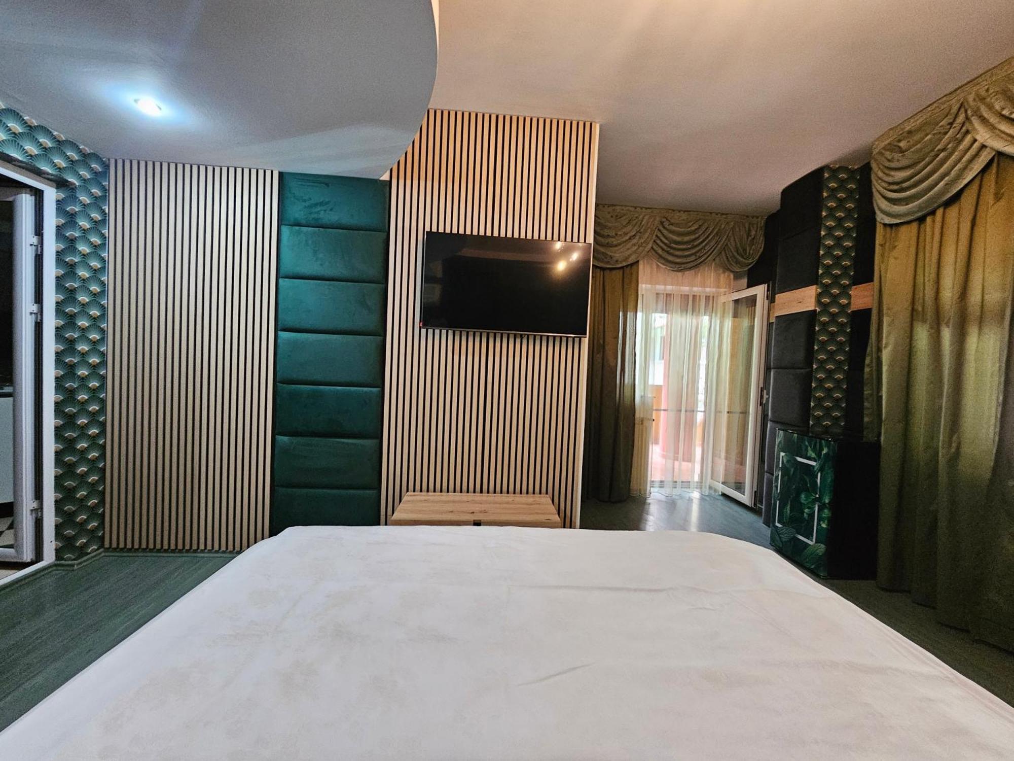 Simple Villa Rooms National Arena Self Check In Бухарест Экстерьер фото